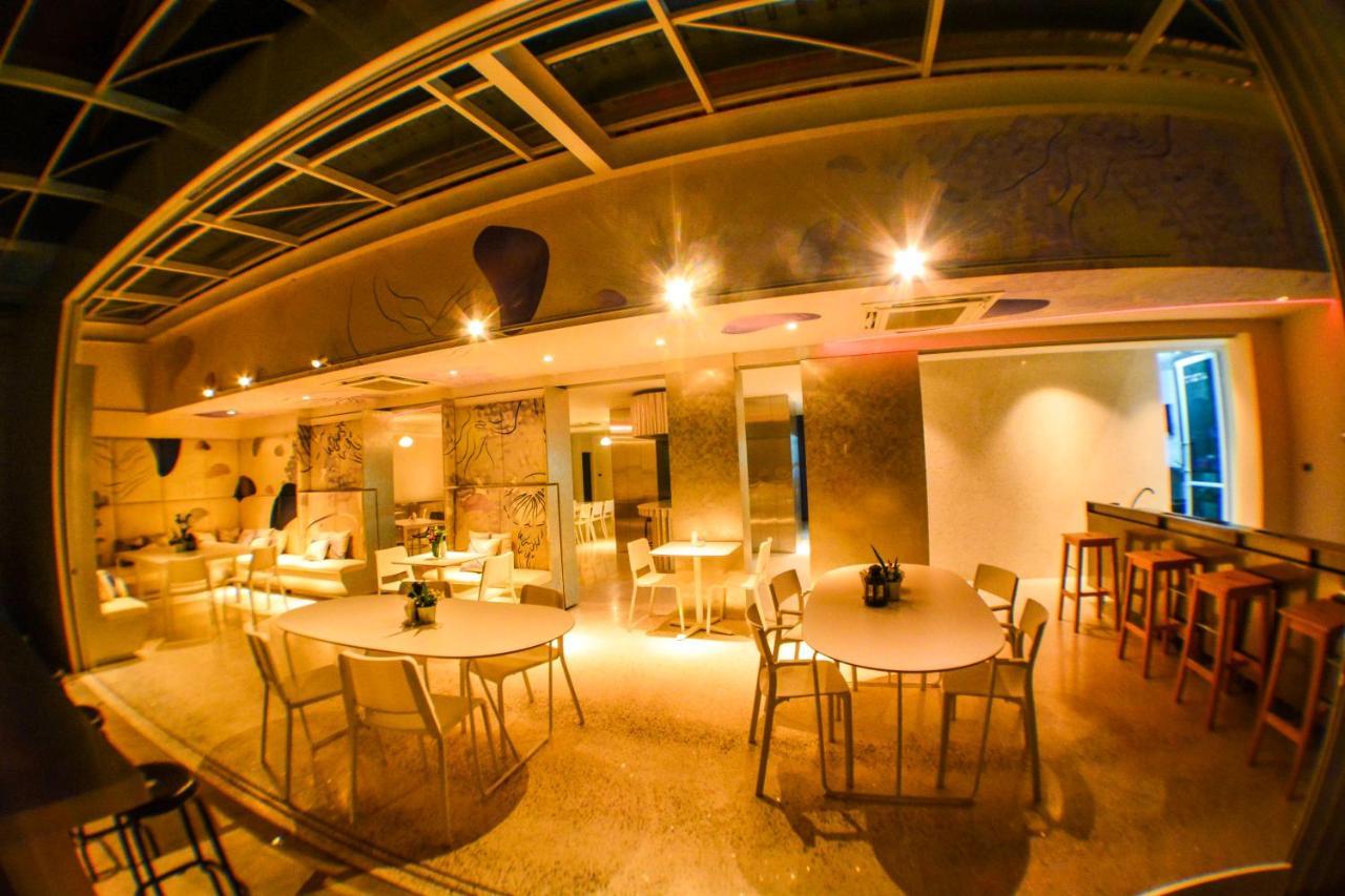 Comet Hotel סוראט תאני מראה חיצוני תמונה