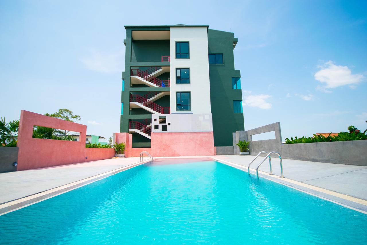 Comet Hotel סוראט תאני מראה חיצוני תמונה