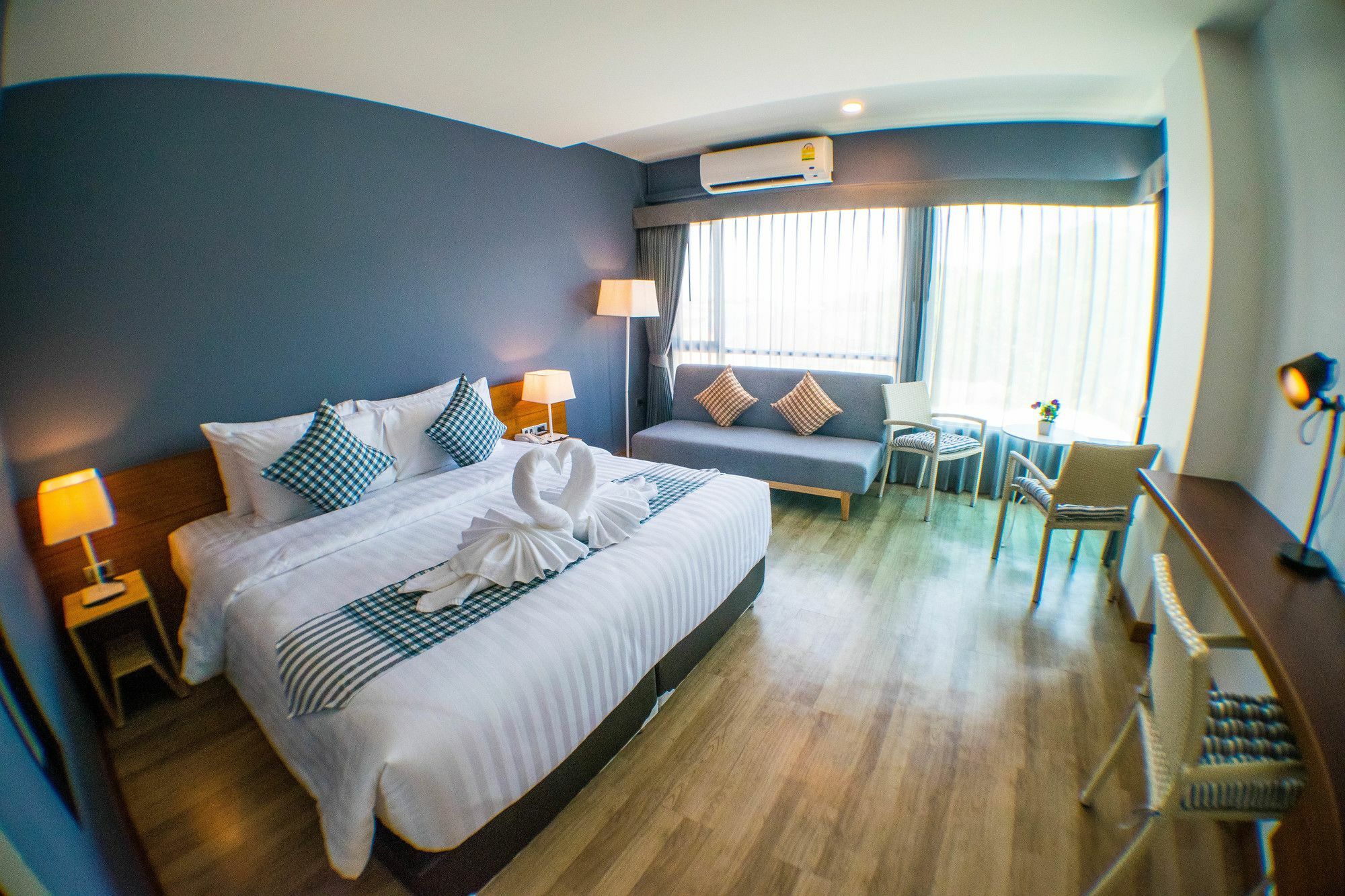 Comet Hotel סוראט תאני מראה חיצוני תמונה
