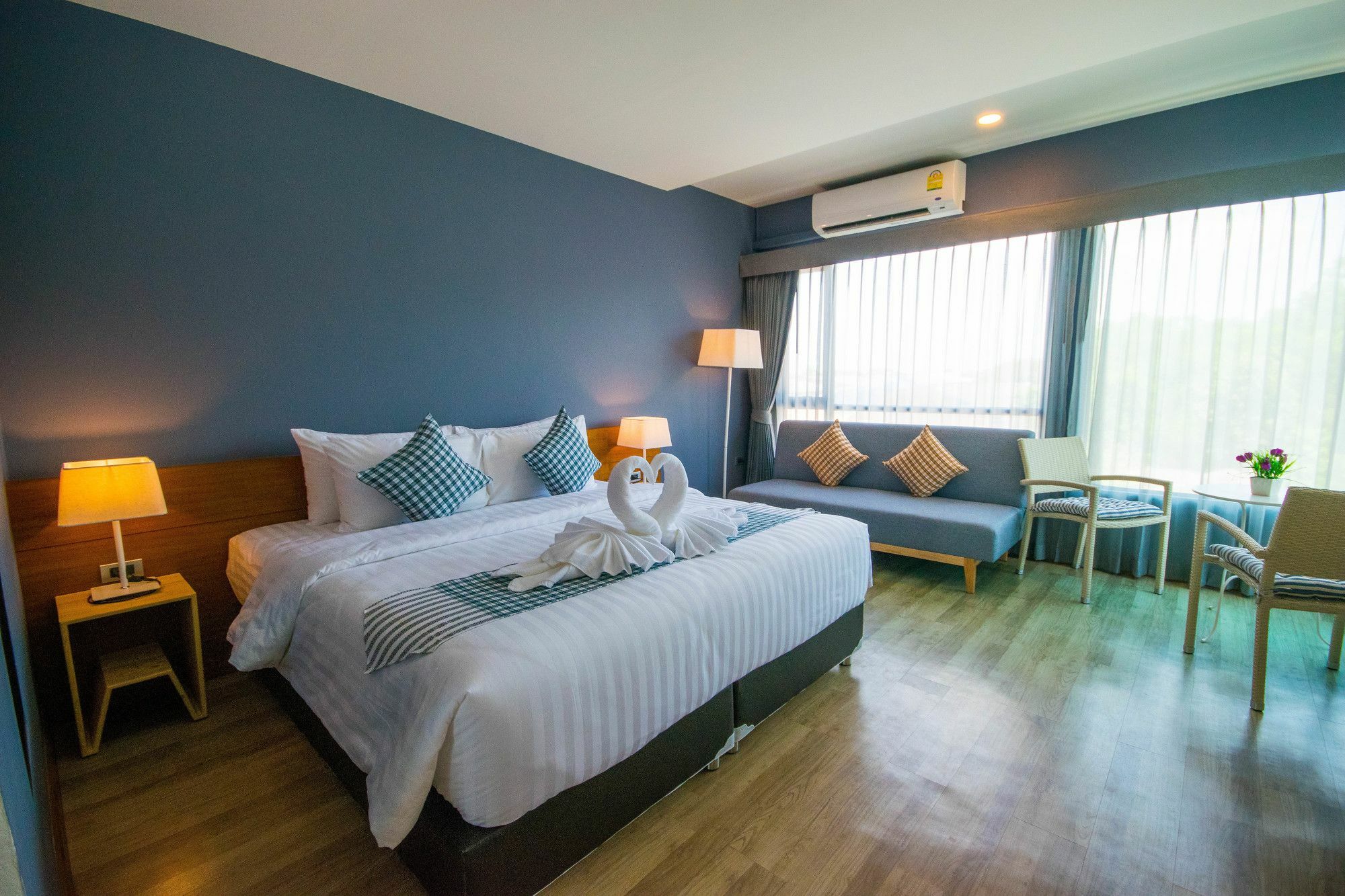 Comet Hotel סוראט תאני מראה חיצוני תמונה